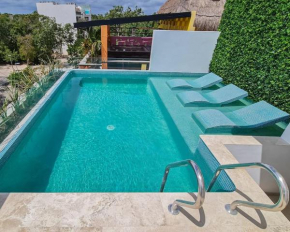 S301 Luxury STUDIO - Private hot Jacuzzi - Fast WiFi